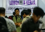 Ribuan Orang Incar Satu Lowongan, Persaingan Kerja Semakin Ketat