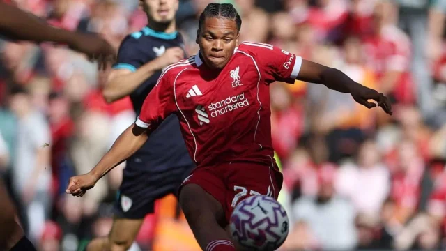 Rio Ngumoha Ungkap Pesan Motivasi Salah: Dari Latihan Liverpool hingga Derbi Drama 3-2 melawan Manchester United