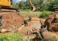 Satgas TMMD Rampungkan Perbaikan Jalan di Sarolangun dengan Bantuan Tiga Alat Berat