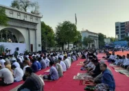 Semarak Shalat Iduladha di Halaman Balai Kota Semarang