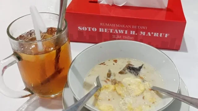 Soto yang Sukses: Dari Jualan Soto, Iswahyudi Mengubah Nasibnya Hingga Jadi Bankir