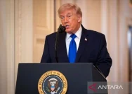 Trump Mengancam Lanjutkan Perang dengan Iran