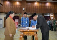 Wali Kota Agustina Wilujeng Lantik Handi Priyanto Sebagai Sekda Kota Semarang
