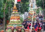 Warga Desa Kaliputu Kudus Gelar Tradisi Sedekah Bumi dengan Sembilan Gunungan