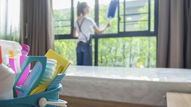 5 Trik Mengurangi Alergen Rumah Tanpa Ribet