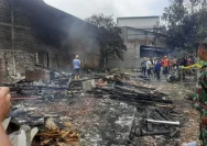 Bencana Kebakaran di Grobogan: Rumah Limasan Warga Purwodadi Hangus Terbakar
