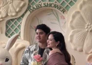 Bonnie Blue Menggelar Baby Shower dengan Tema 'Golden Shower'
