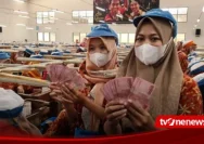 Buruh Rokok Kudus Perjuangkan Nasib Puluhan Ribu Keluarga