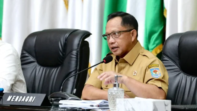 Daerah Kesulitan Bayar Gaji PPPK: Tito Karnavian Tawarkan Solusi