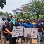 Dolar Melambung, Mahasiswa di Jateng Menggelar Aksi Unjuk Rasa