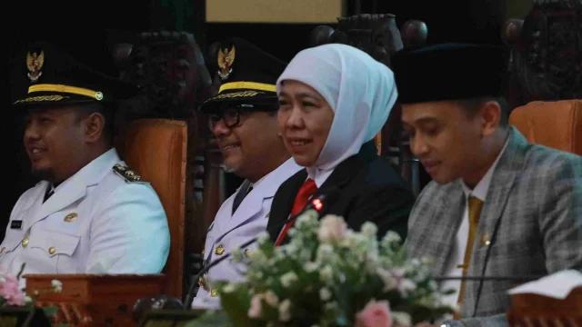 Gubernur Khofifah Gunakan Rp2,27 Miliar untuk Menghilangkan Rantai Kemiskinan di Probolinggo