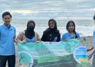 HIMATEK Politeknik Piksi Ganesha Indonesia Gelar Aksi Bersih Pantai untuk Edukasi Lingkungan