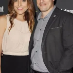Jenny Mollen Mengungkapkan Perasaan Reflektif dalam Esai Setelah Berpisah dari Jason Biggs