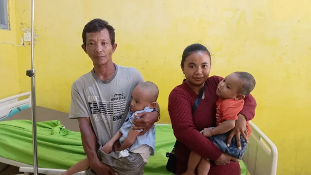 Keluarga Buruh di Kaliwungu Berjuang melawan Kanker Darah Anaknya