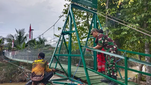 Kodim Rembang Rampungkan Proyek Jembatan untuk Membuka Akses Warga