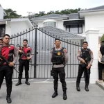 KPK Geledah Rumah Silmy Karim, Menemukan Deretan Motor Hingga Valas