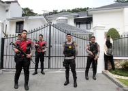 KPK Geledah Rumah Silmy Karim, Menemukan Deretan Motor Hingga Valas