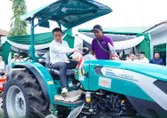 Lamongan Mendorong Swasembada Pangan dengan Pemberian Alsintan kepada Poktan