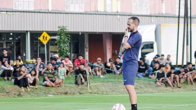 Mario Lemos Dipertahankan sebagai Pelatih Persijap Jepara
