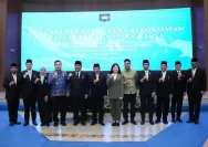Menteri Dalam Negeri Serahkan Penghargaan Satyalancana untuk Inovasi Sektor Maritim