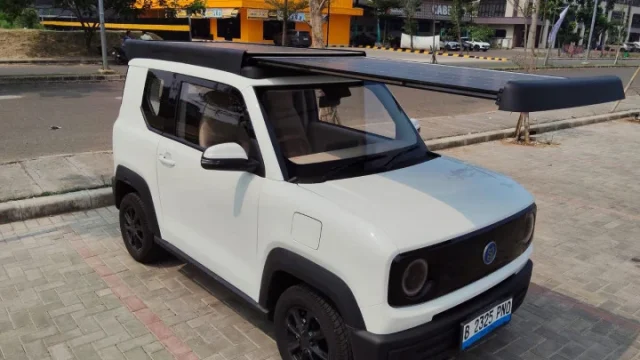 Mobil Listrik Baru dengan Panel Surya Siap Meluncur