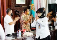 Pati Mengukuhkan 242 Kepala UPTD Satuan Pendidikan, Tekankan Integritas Seleksi Penerimaan Murid Baru