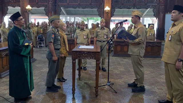 Pelantikan Pejabat Pemkab Jepara: Bupati Tuntut Aparatur Lincah dan Kreatif