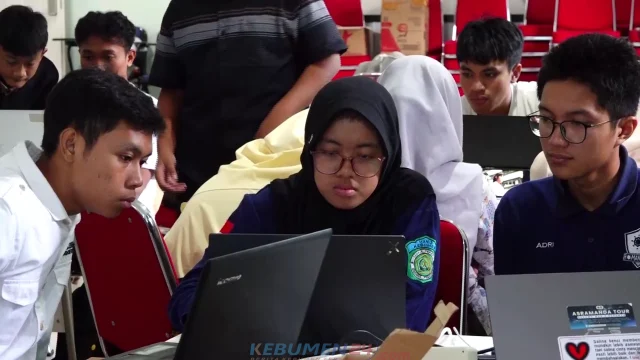 Pelatihan Robotik di MAN 2 Kebumen: Meningkatkan Kemampuan Siswa di Bidang Robotika