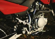 Pelumas Motor 2-Tak dengan Standar Baru: Apa Kelebihannya?