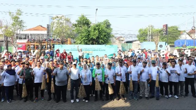 Pemkab Jombang Berlakukan Gerakan Lingkungan Hidup Pada Hari Ini