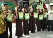 Penghargaan Prestasi: SMK Ma'arif 9 Kebumen Mengapresiasi Lulusan Terbaik MTs Negeri 5 Kebumen