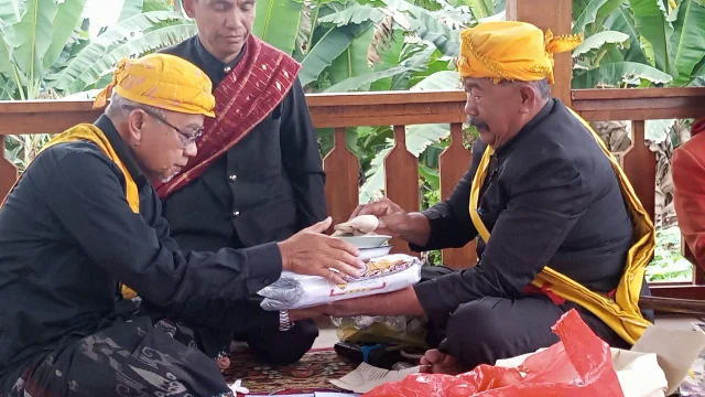 Pengukuhan Profesor Peradilan Adat di Indonesia: Wujudkan Keseimbangan Tradisi dan Moderenisasi