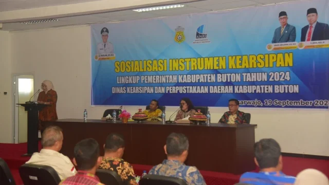 Peningkatan Kualitas Layanan Kearsipan Kabupaten Buton Melalui Studi Tiru ke Sulawesi Selatan