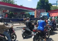 Pertamax Mencuri Perhatian: Pengendara Rela Antre Pertalite Demi Hemat