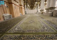 Rahasia Karpet Masjid Nabawi yang Selalu Bersih dan Nyaman