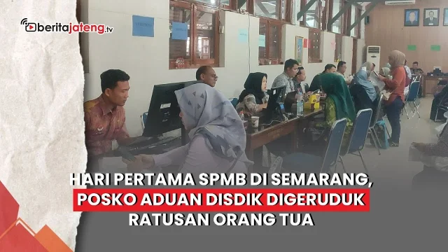 Ratusan Orang Tua Murid Datangi Posko Terpadu SPMB 2026 di Kota Semarang