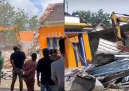 Rumah Tingkat Dibongkar Alat Berat, Buntut Sengketa Gono-Gini di Pati