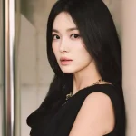 Song Hye Kyo: Aktris Korea yang Tahan Selalu Terlihat Elegan