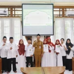 Tingkatkan Kompetensi Konseling, Dua Guru BK MTsN 2 Kebumen Ikuti Seminar Nasional Kesehatan Mental