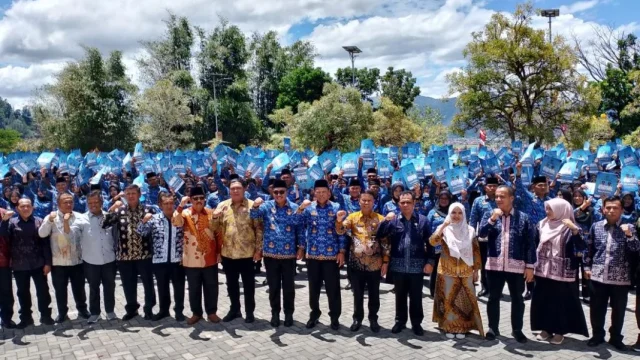 Wali Kota Sungai Penuh Alfin Menghadirkan Keprihatinan PPPK dan Tenaga Honorer